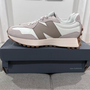 New Balance 327 White and Beige Sneakers - American Eagle